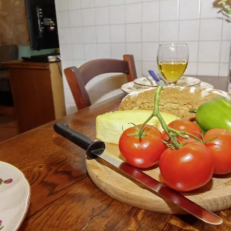Marija-lorena In Gora Glušići