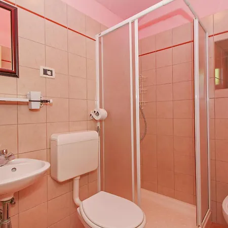 Marija-lorena In Gora Glušići - Haus Für 4 Personen