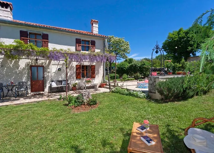 Marija-lorena In Gora Glusici - Haus Fuer 4 Personen * Labin (Istria)